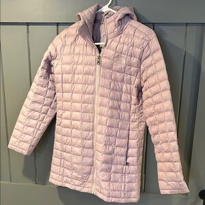 Girls North Face Dusty Rose (Pinkish/purple) thermoball long Jacket size Large